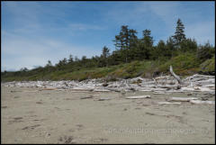 Wickaninnish Beach at Wickaninnish Bay in the Pacific Rim National Park on Vancouver Island.