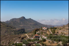 Remote houses overlooking the Barranco de los Ahogaderos at La Plata.